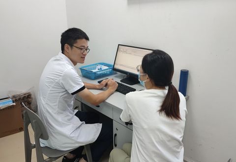 自貢四院開特色藥學(xué)門診，精準(zhǔn)服務(wù)解決市民用藥難題